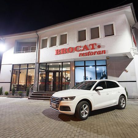 Apartmani Brocat Novi Pazar Esterno foto