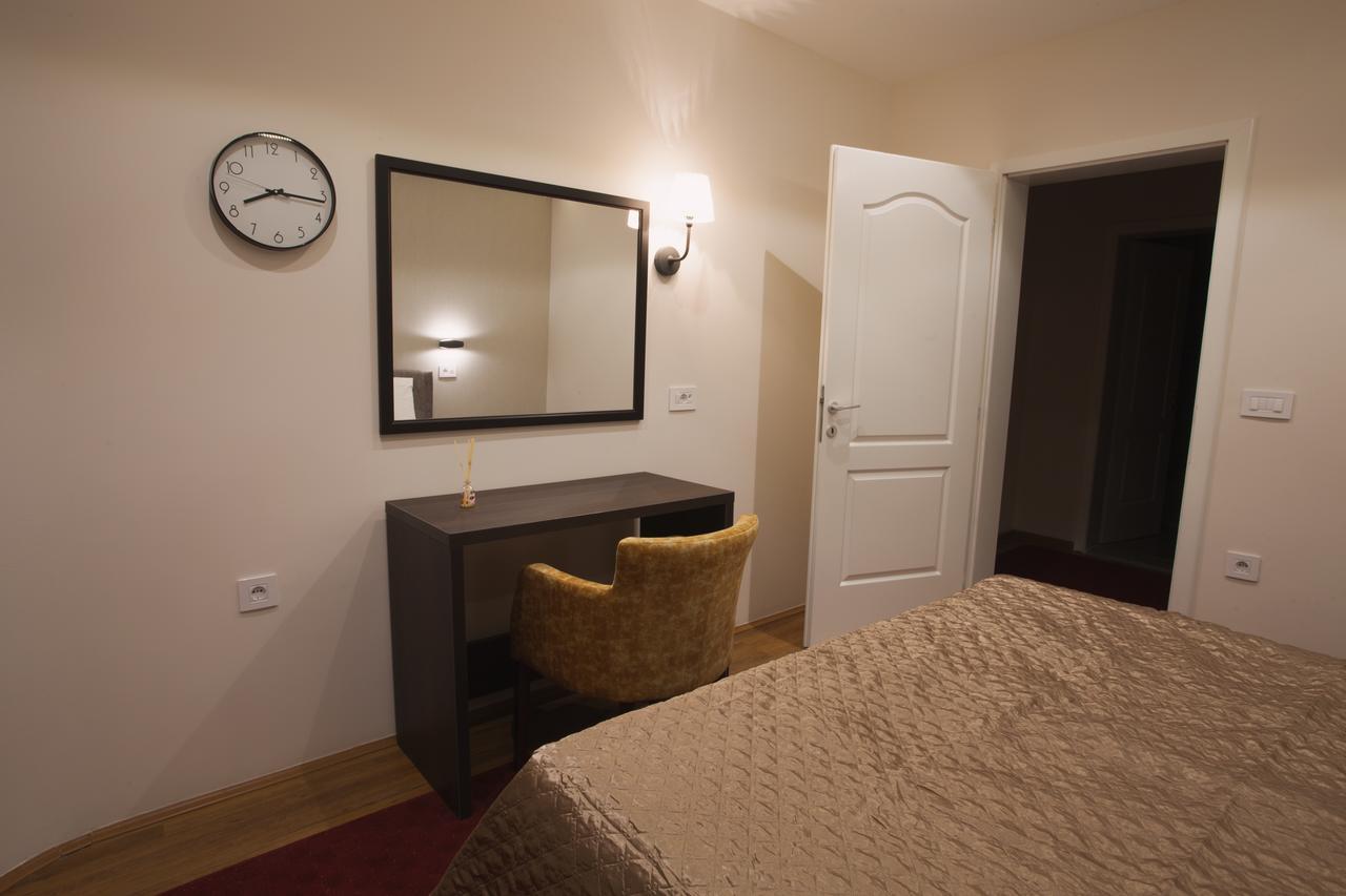 Apartmani Brocat Novi Pazar Esterno foto