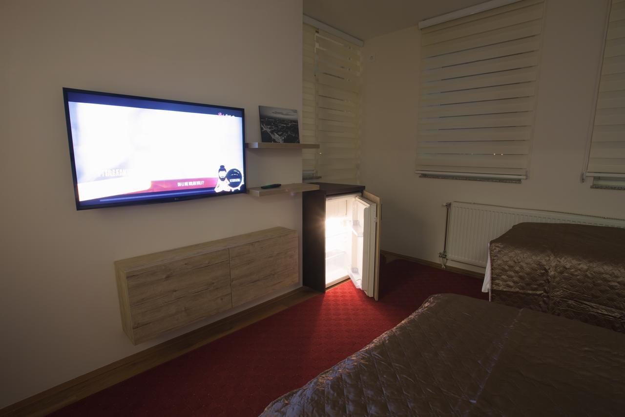 Apartmani Brocat Novi Pazar Esterno foto