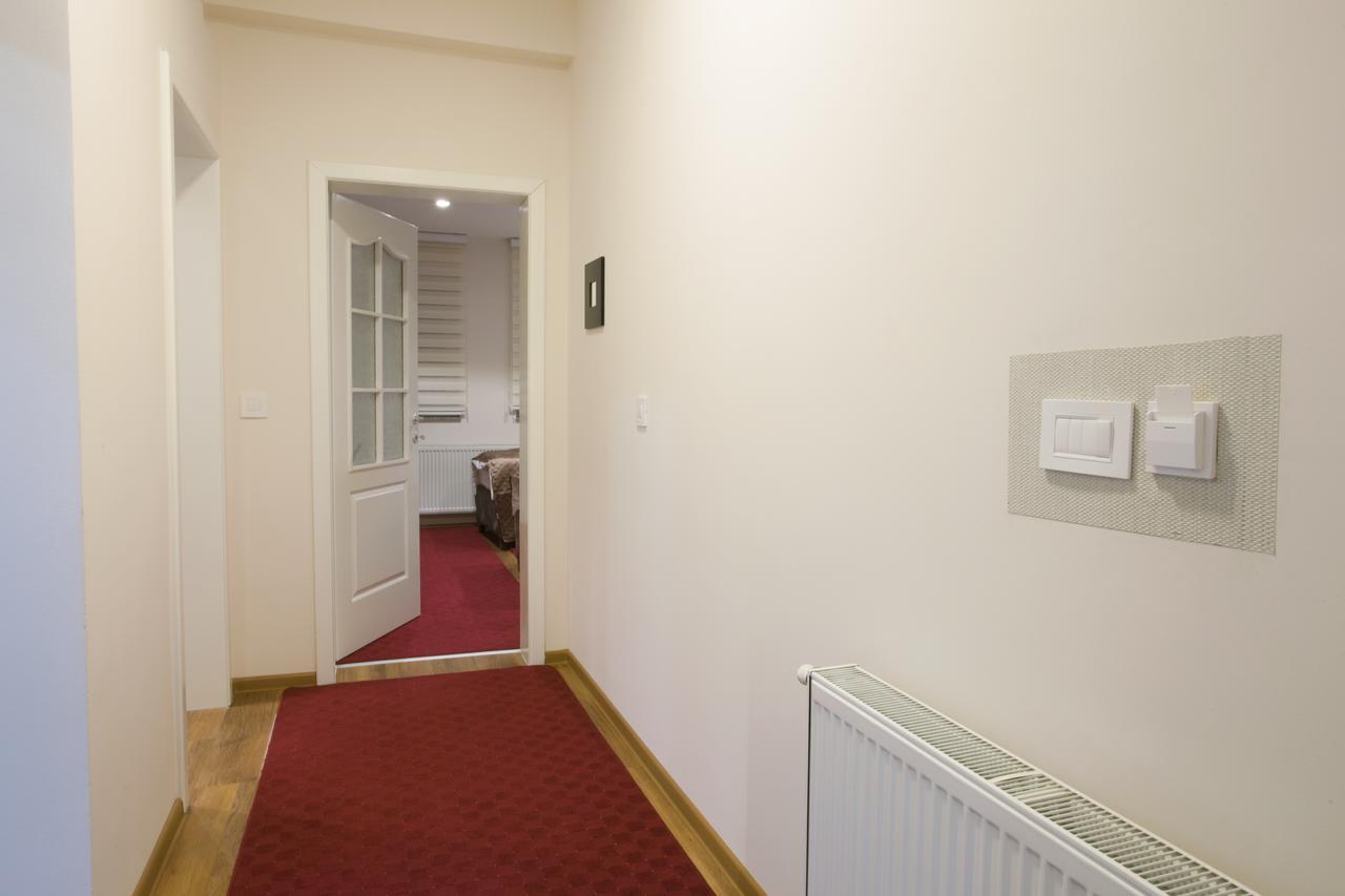 Apartmani Brocat Novi Pazar Esterno foto