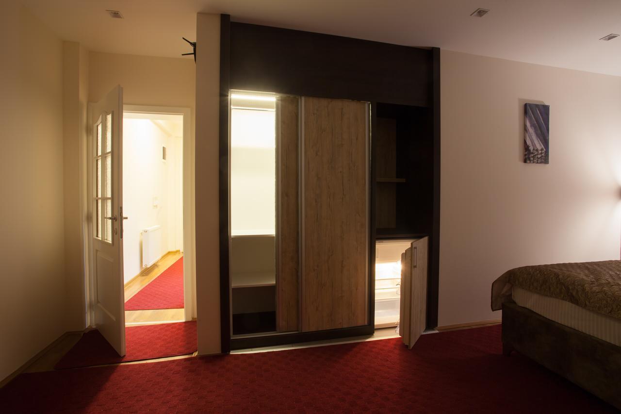 Apartmani Brocat Novi Pazar Esterno foto