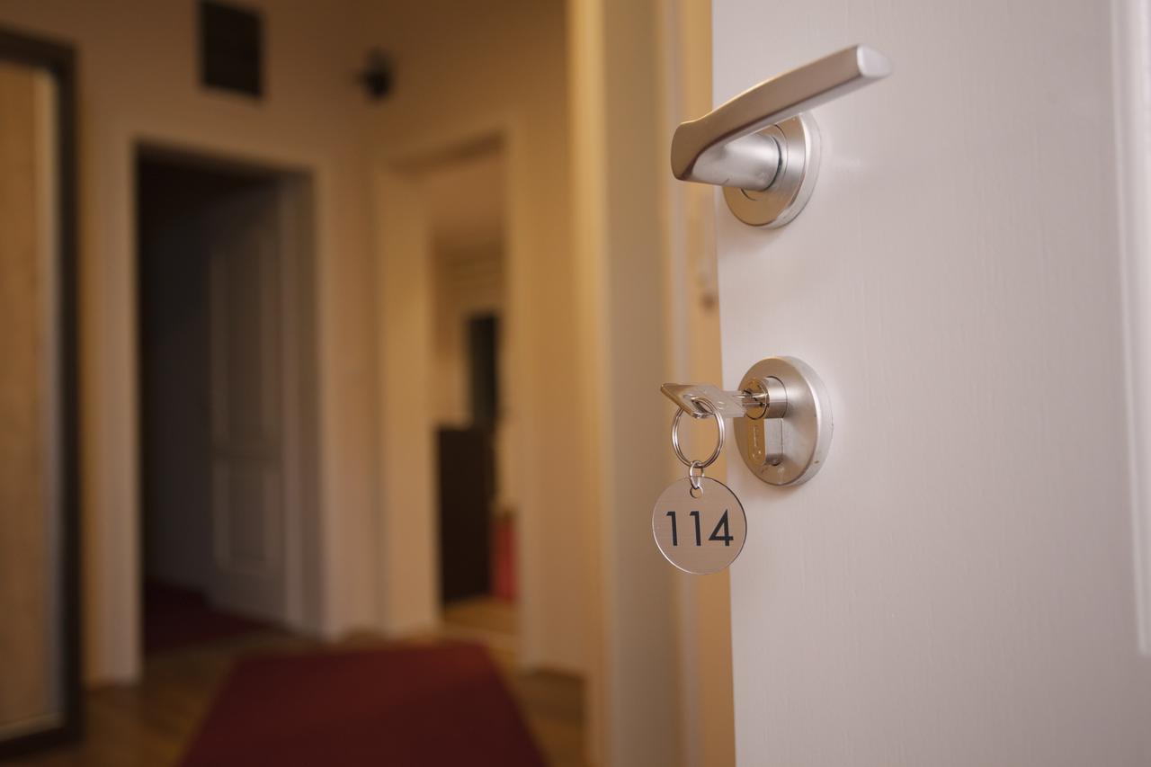 Apartmani Brocat Novi Pazar Esterno foto