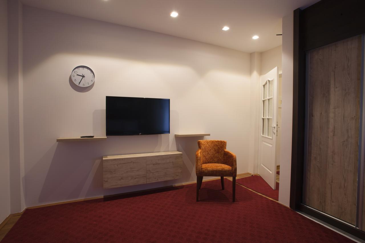 Apartmani Brocat Novi Pazar Esterno foto