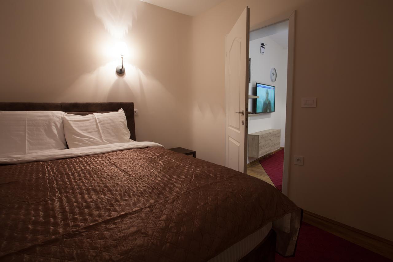 Apartmani Brocat Novi Pazar Esterno foto