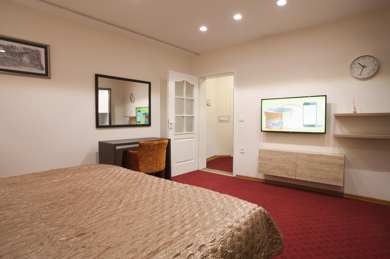 Apartmani Brocat Novi Pazar Esterno foto
